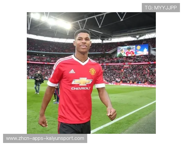 降薪70%!拉什福德14场造13球,敢签阶梯合同留巴萨吗?,拉什福德是哪个球队的